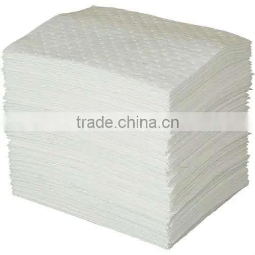 100% Polyethylene melt-blown spill absorbent oil pads