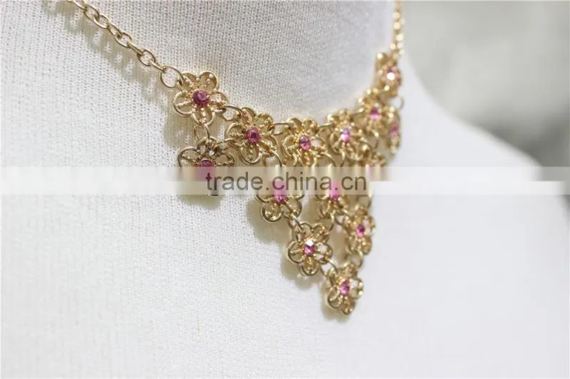 Gold Tiny Flowers w/Rose Diamond Jump-Ring Connected Necklace Simple Chain Gold Necklace2016 Fashion Style Wholesale