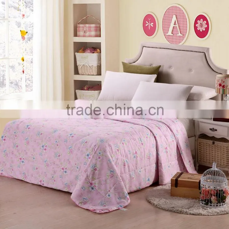Nantong textile jacquard bed imported silk quilts down comforter set with matching curtain wholesale
