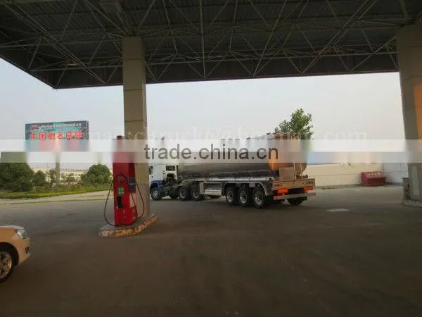 3 Axles 44000Liters Oil Delivery Semi Trailer for Sale with HOWO 420HP Tractor