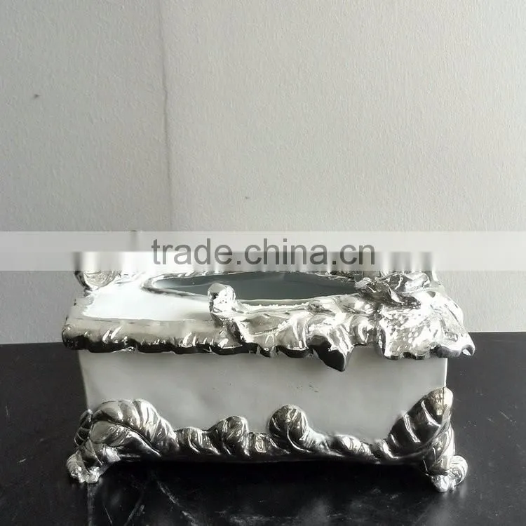 Polyresin tissue box