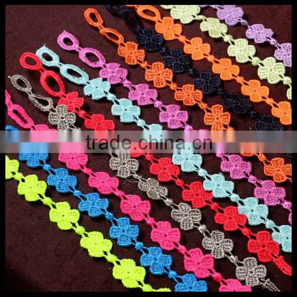 Trends in Italy : Friend lace Clover bracelet Handmade The New