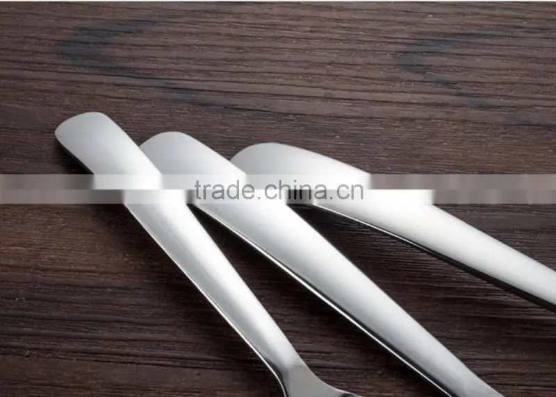 Big metal spoons with high quality and low price made by Junzhan Stainless Steel Products Factory