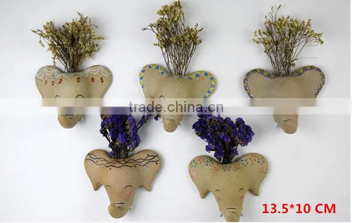 Creative Hand-painted Ceramic Vase Flower Animals Hanging Aromatherapy Bottles HY067102