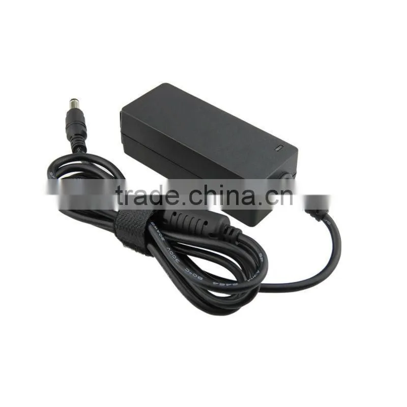 High Quality 30W 19V 1.58A 5.5*2.5 Laptop Charger for Toshiba Notebook