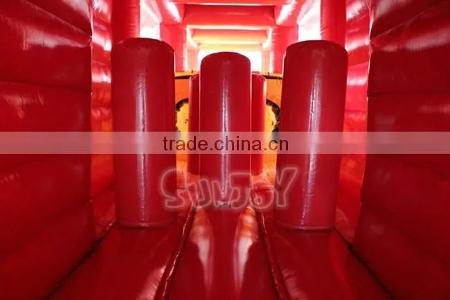 EN14960 Fantastic Red Car Inflatable Obstacle Course