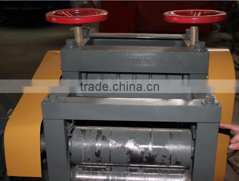 Straightening And Cutting Machine For Scrap Rebar
