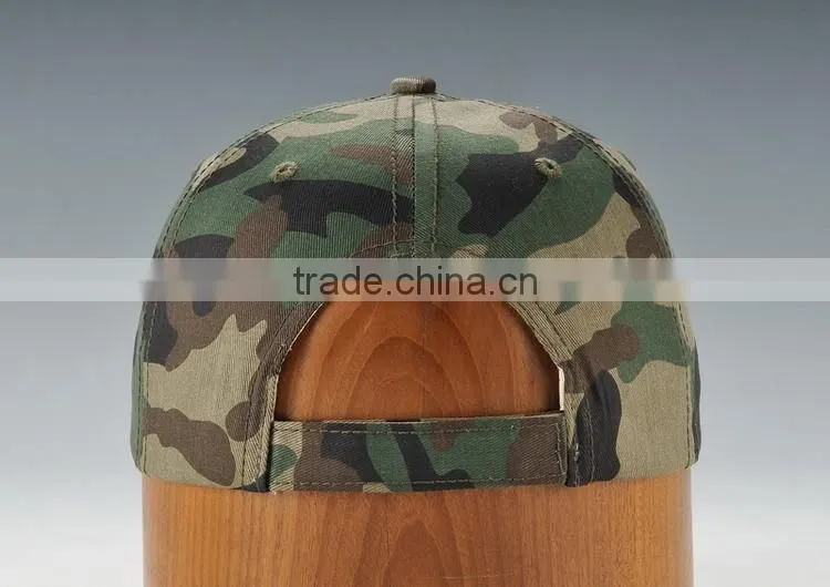 Stylish embroidery camo baseball cap