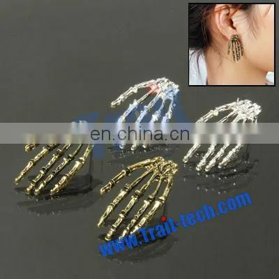 Wholesale without MOQ ! Hanging Skull Ear Cuff