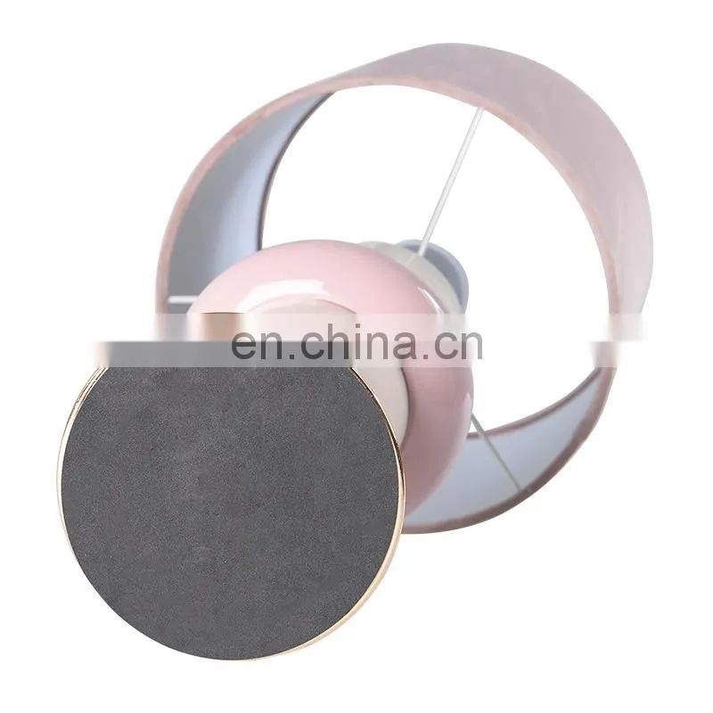 Modern home decoration and creative are personality ceramic table lamp