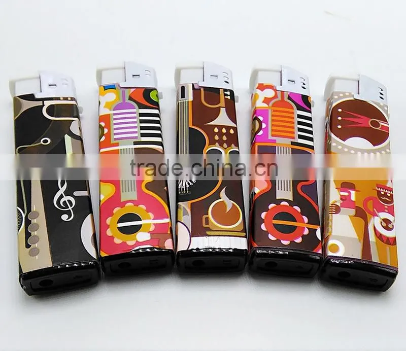 2016 Customized sticker refillable plastic electronic lighter for cigarette