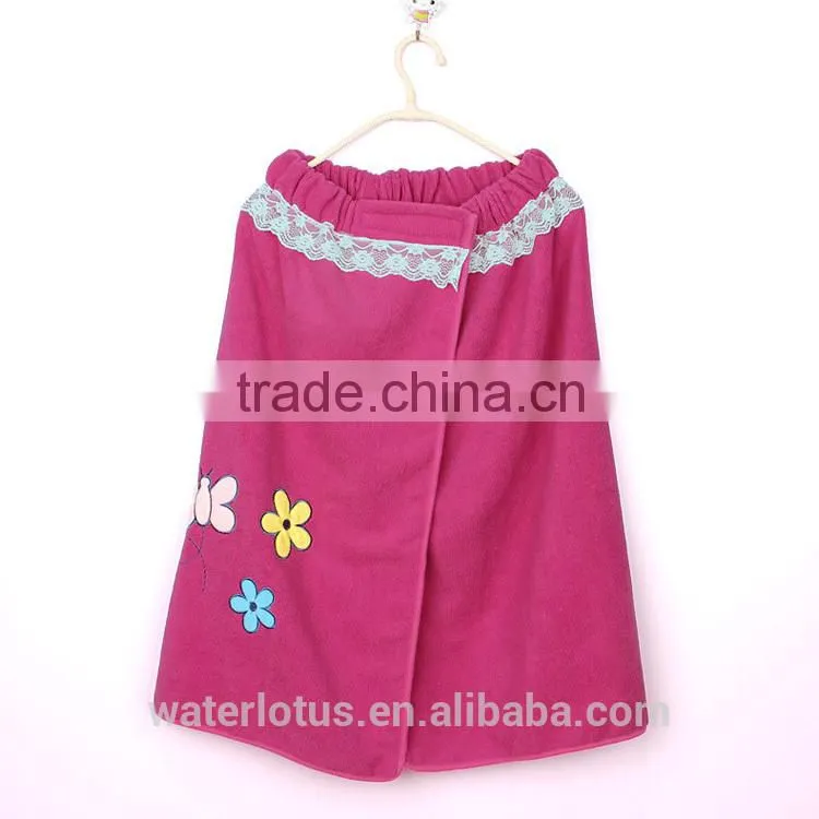 2014 china yiwu factory reliable supplier pretty practical towel bathrobe with embroidery