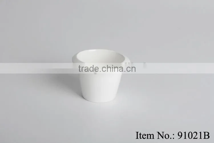 plain fine China ceramic teacup with saucer