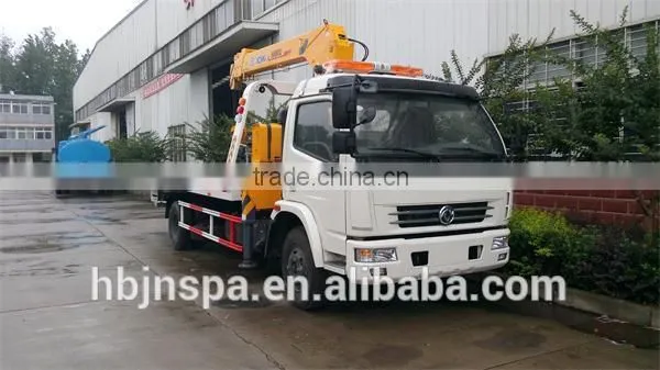 multifuctional DFAC dongfeng 4ton tow truck mounted crane for sale