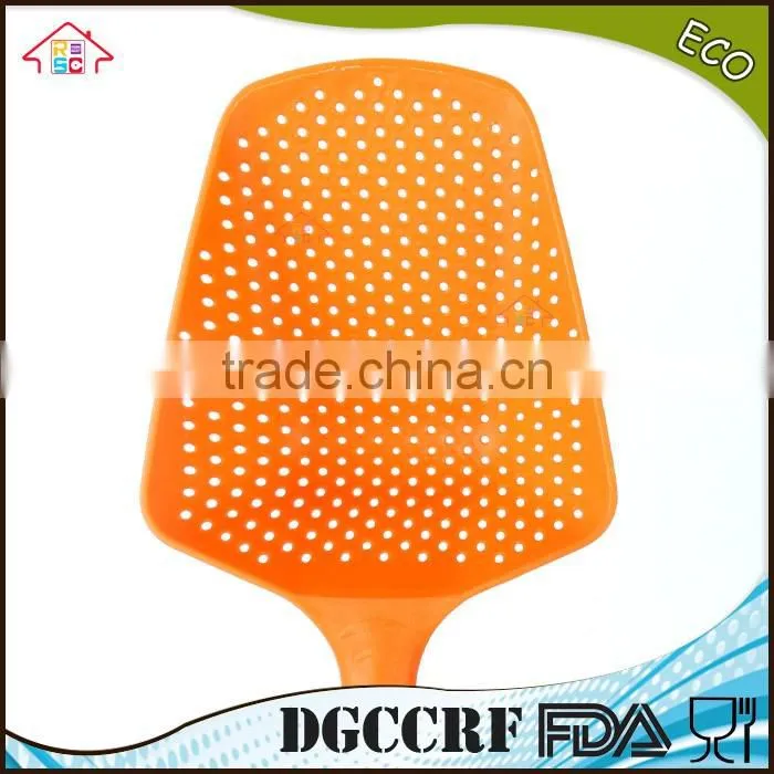 NBRSC High Heat Resistant large black Nylon Scoop Colander Slotted Spoon Strainer With Handle