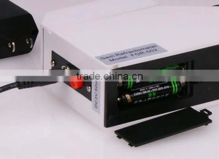 Portable and Accuracy of 0.002 Gem Refractometer in Shenzhen