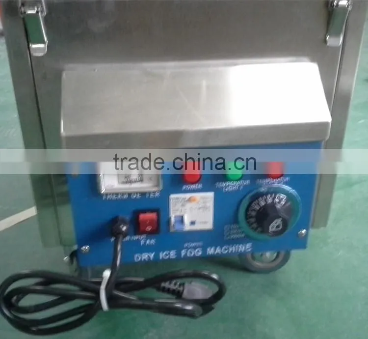 Three Years Warranty Professional Stage Effect Fog Machine Hand Big 6000w Dry Ice Machine