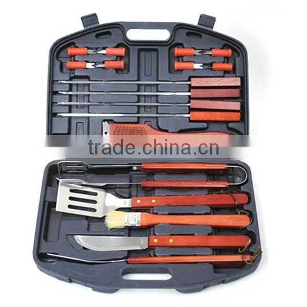 BQ-0001 / 18 pcs hard wood handle barbeque set