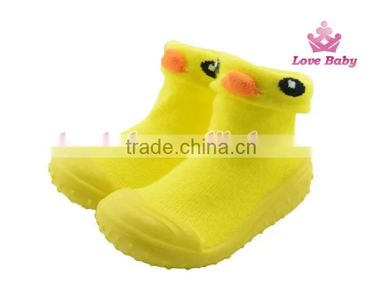 Boutique wholesale mix colors animal newborn rubber gum sole shoes