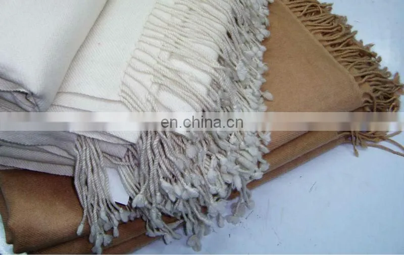 Cashmere Throws in solid colours