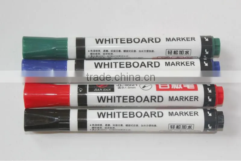 Dry wipe off whiteboard marker pen