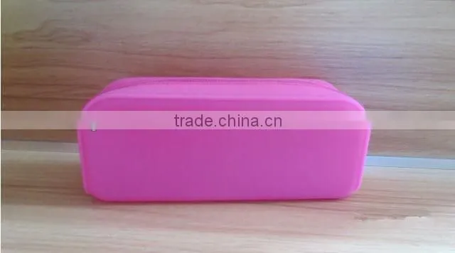 2014 new product Soft silicone pencil case with ribbon