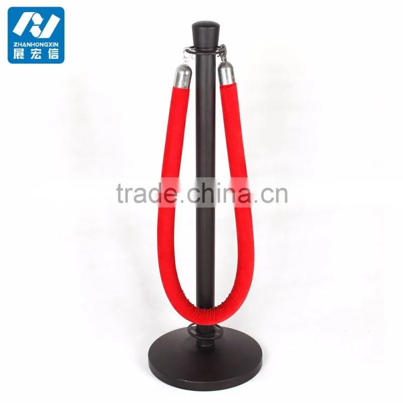 Customized competitive barriers with ropes