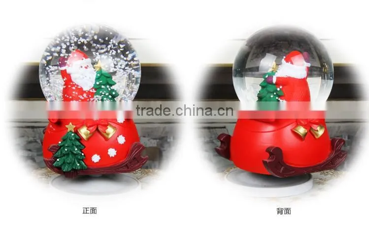 Hot Sale Christmas Gifts Polyresin snow globe with Music Box