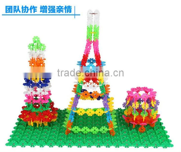 Snowflake Building Blocks Toy