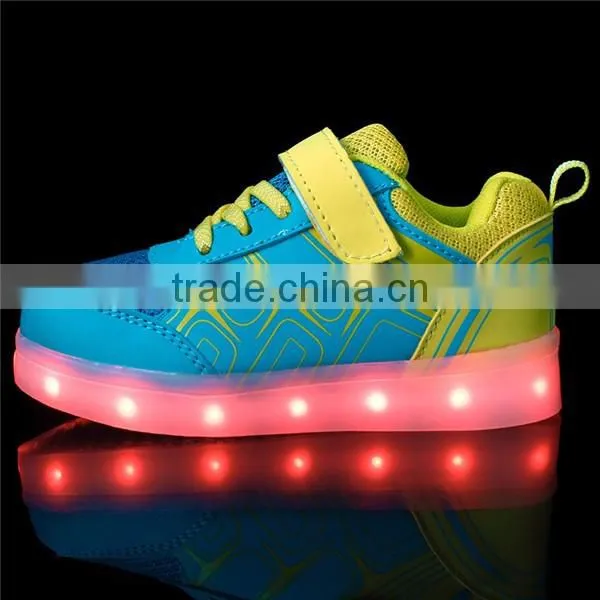 New Fashion 7 Colors Flashing light up Kids shoes with Led