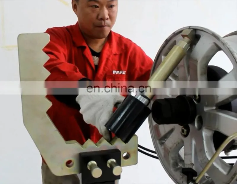 RSM695 Wheel Straightening Repair Machine