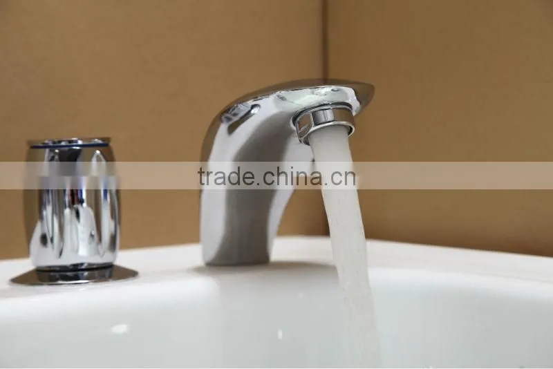 Q377 walk in tub for disable people walk in tub shower combo wash tubs for sale