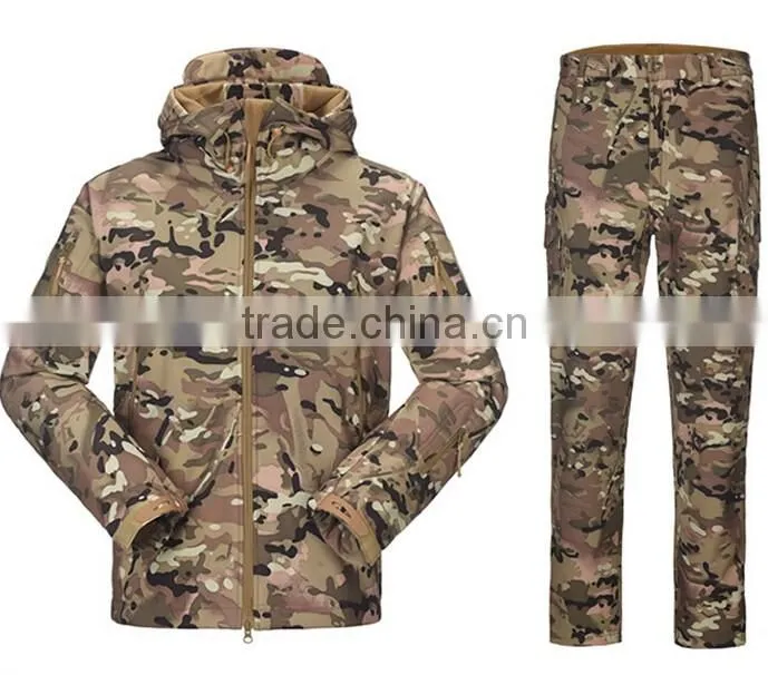 Custom Man Tactical Camo Suit