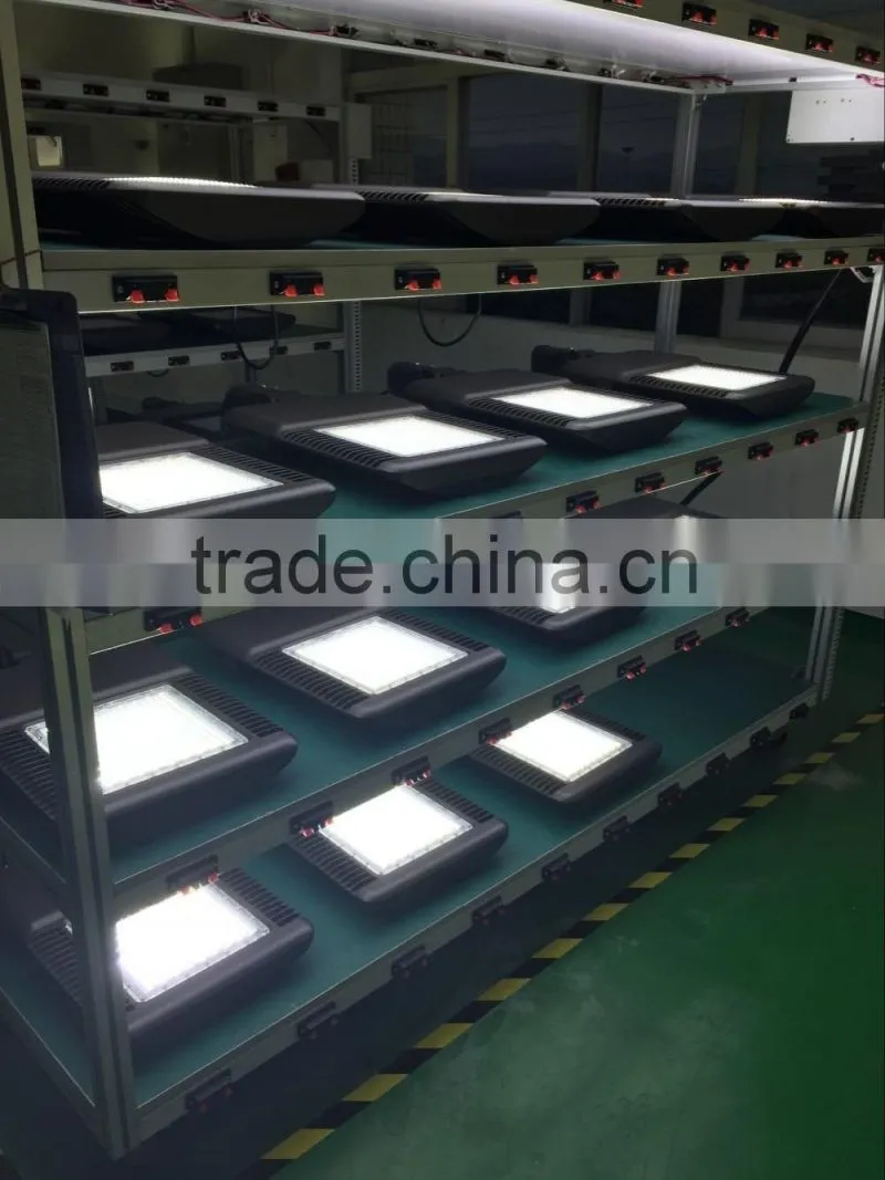 UL DLC certificate 5 years warranty photocell 1000w metal halide led replacement