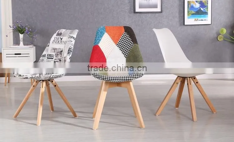 Comfortable fabric coverd wood legs computer chair