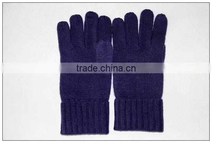 100 % WOOL GLOVES