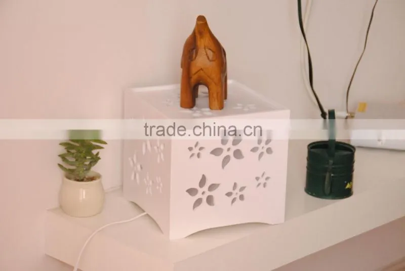 Carved Square Table LED Display Lamp with Flower Shape