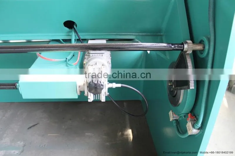 2015 Hot sale QC11Y-12*2500 Hydraulic guillotine shear ,cutting machine forming machine