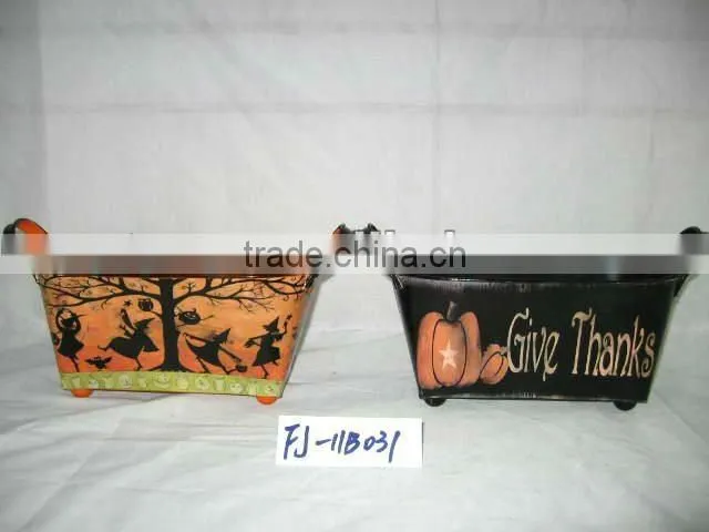 Halloween round handle Tin pot