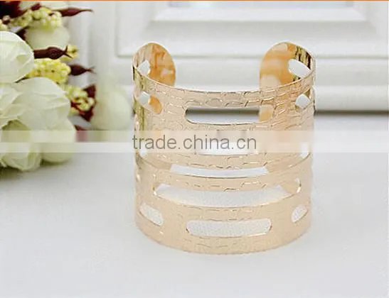 South Korean round hollow women bangles with gold plated