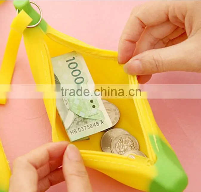 Hot!Promotional fresh fruit banana shaped handbags cheap wholesale festival gifts