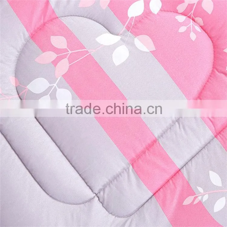 most popular China manufacturer polyester luxury quilt goose down comforter printed quilt