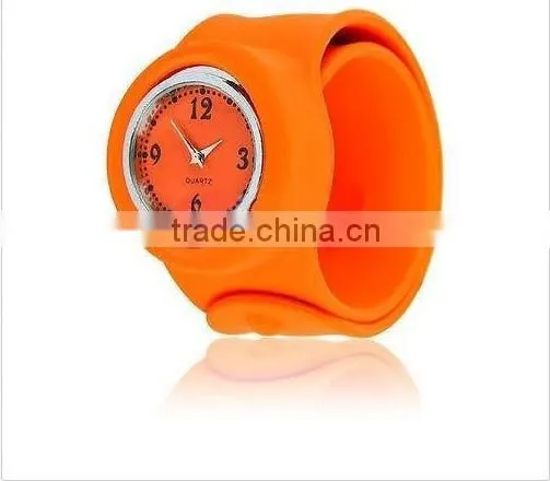 2015 hot selling silicone watch wholsale