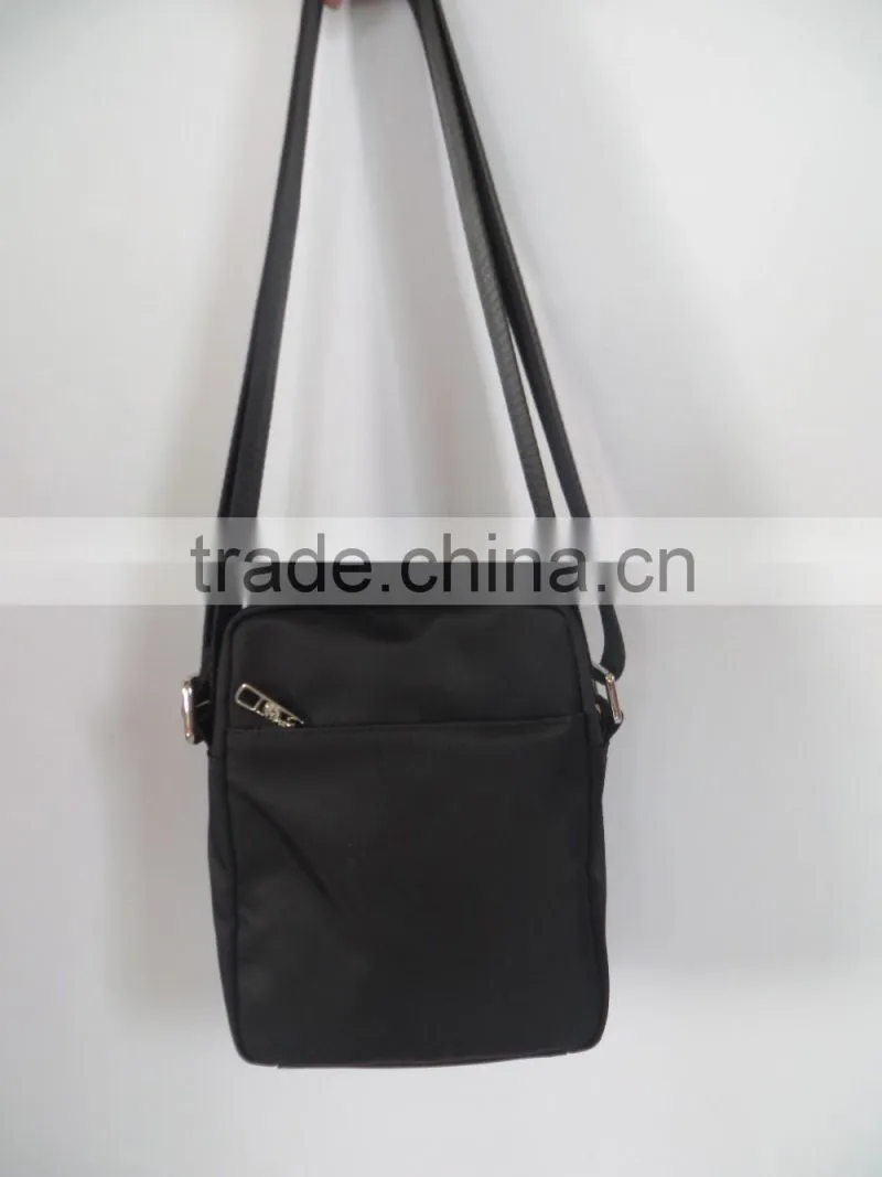 2016 high quality plain design men small black shoulder bags