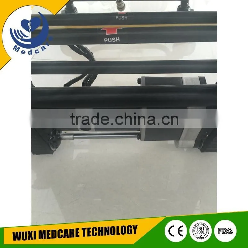 2016 stair climbing electric wheelchair made in China