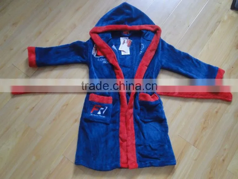 Round Dot 100% Polyester Print Bathrobe