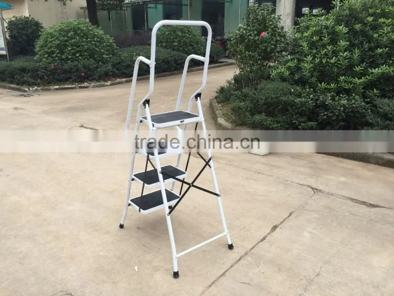With new EN131/14183 ,ANSI /SGS Foldable 4 Step Ladder With Handrail,folding ladder