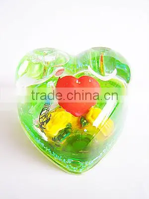 Wholesale Promotional Heart Shaped Snow Globe for Christmas