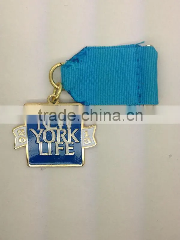 Key chaincustom Soft Enamel Metal Badge /Custom Soft Enamel badges