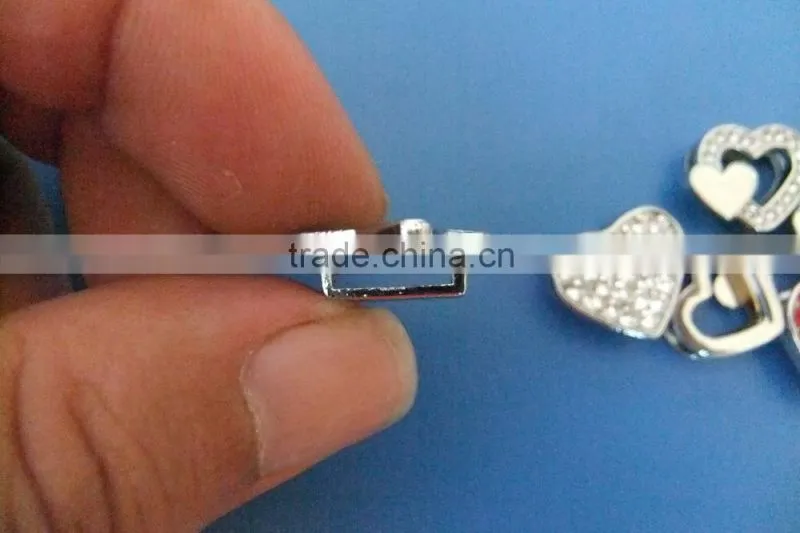 Compet Produce 10 mm Rhinestone Heart Slide Charms with Zinc Alloy Material